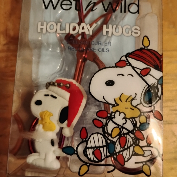 Limited edition peanuts wet n wild eyelash curler - Picture 5 of 5